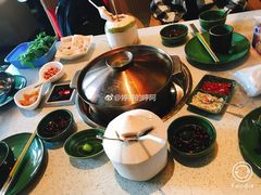 -润园四季椰子鸡火锅(海上世界店)
