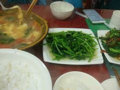 -乡土特色.冷锅鱼.牦牛肉汤锅