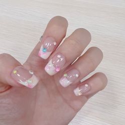 -HUII NAIL绘京美甲美睫会馆