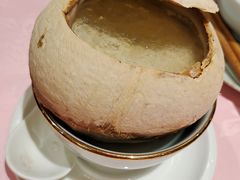 椰皇炖燕窝-誉八仙酒楼(静安大悦城店)