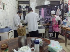 -黄阿姨锅贴大王(万航渡路店)