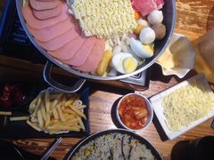 -辛明堂洞韩式芝士年糕火锅(万达店)