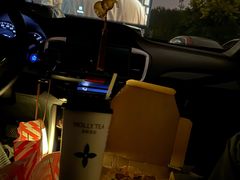 -枫花园汽车电影院(朝阳公园店)