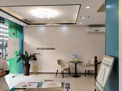 -海之声助听器 瑞士峰力直营中心(华麟大厦店)