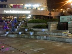 -易生活购物公园