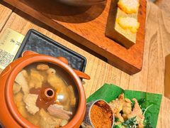 -银米·云南传统过桥米线(双廊黑金冠店)