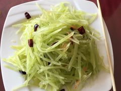 -溢心园香河肉饼总店