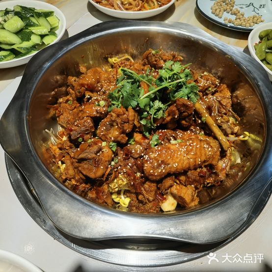 川香楼烧鸡公(九州新家园店)