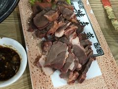 -乔家小院•本地小海鲜•非遗驴肉(万年泉路店)