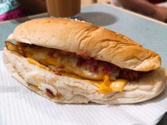 招牌咸牛肉芝士猪仔包-华嫂冰室(尖沙咀店)