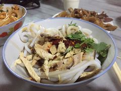 -再回首鸡肉米线(人民路一店)