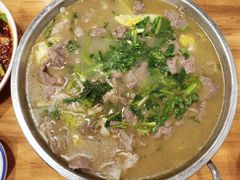 -杨三孃跷脚牛肉(西外棕榈岛店)