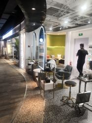 -尚羽华东接发美发店