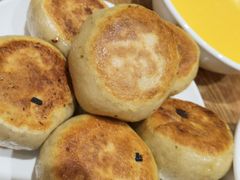 -清真吴记门钉肉饼·喜多利