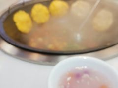 -鲁员外地锅鸡地锅鱼(古墩路店)