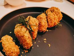麦片虾球-香乐园·淮扬菜中餐厅·Shang Garden(福田香格里拉店)