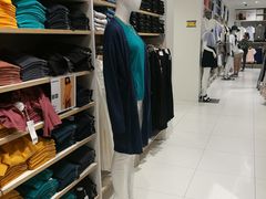 -优衣库(广州天河领展广场店)