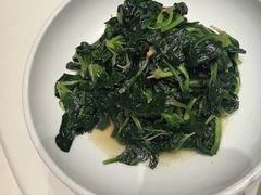 -梅花香里大酒店(郁金香路店)