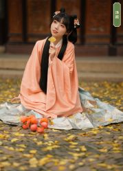 -一揽芳华汉服旗袍体验馆(拙政园店)