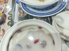 -广信牛奶甜品世家(台东店)