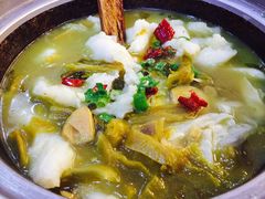 -周鱼小馆石锅酸菜鱼(活力汇店)