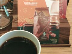 -星巴克(宁波东门银泰店)