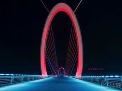 -南京眼步行桥