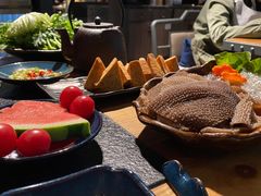 -湊湊火锅·茶憩(南京东路悦荟店)