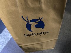 -瑞幸咖啡(新世界中心店)