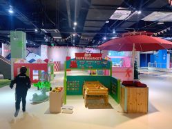 -塔塔王国·主题儿童游乐园(奥城商业广场店)