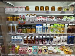 -来伊份(我格广场武宁路店)