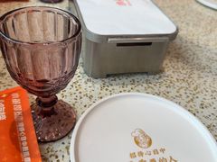 -小董哥烤串·爆汁大油边(故宫店)