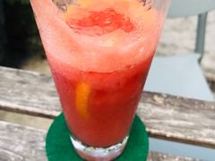 -彳亍咖啡·这里(水湾路店)