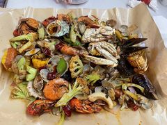 -老东镇啤酒屋海鲜加工·蒸汽海鲜·海鲜烧烤(台东店)