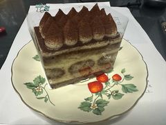 -星巴克臻选(盐城金鹰聚龙湖店)