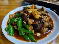 -丹水桥地锅鱼·翘嘴鲌·地方特色全鱼宴(丹江口大坝店)