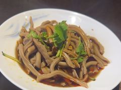 -东口码头·烧鸽子·鱼头泡饼·地方菜(金鹰悦城店)