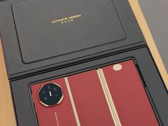 -华为智能生活馆(上海中山公园龙之梦)