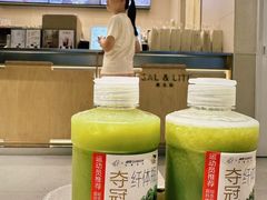 -喜茶(迪士尼小镇·平行宇宙店)