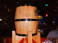 加州草莓-MR.ROCKY洛奇先生RESTAURANT&BAR(宝安壹方城店)