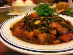 -闯关东东北农家菜(崂山石老人店)