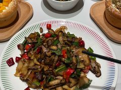 -清真·卡德尔大叔新疆主题餐厅(龙汇路店)