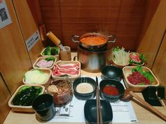 -独食火锅·半米屋台(直营总店)