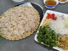 -官塘陈记鱼生·潮汕砂锅粥·牛肉火锅(潮枫路总店)