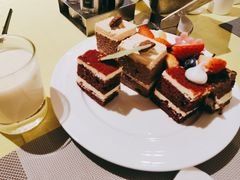 -安徽饭店·白鹭阁自助餐厅(梅山路店)