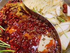 -沸炉重庆老火锅(军事博物馆店)