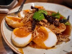 -Kub Kao Kub Pla (Terminal21)