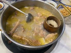 -朴小妹人参鸡汤火锅(长白山万达店)