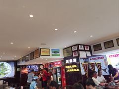 -川流不息·地道川菜·小龙虾(松东路店)