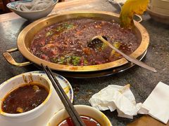 -小天鹅火锅·一线江景洪鼎旗舰店(洪崖洞店)